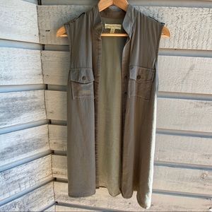 Urban Outfitters | army green cargo vest